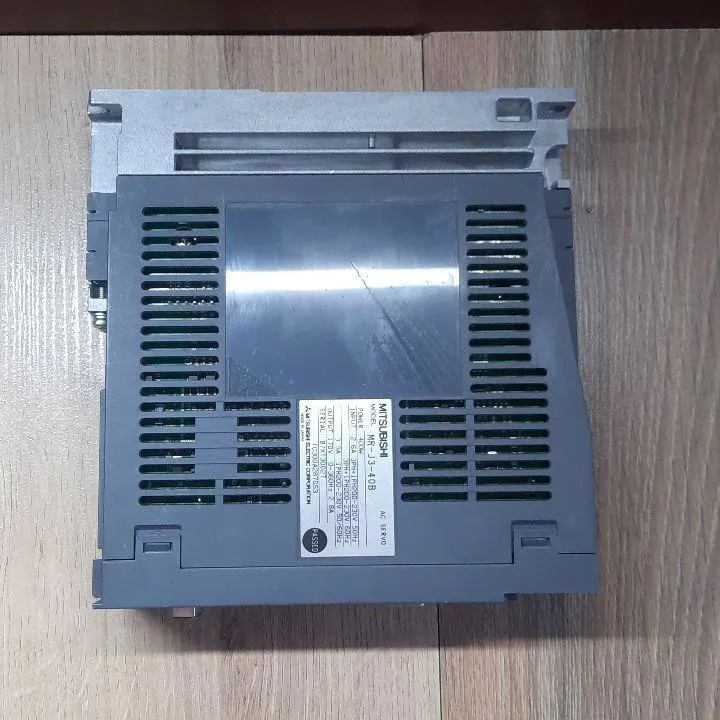Mitsubishi Servo Drive MR-J3 400W MR-J3-40B