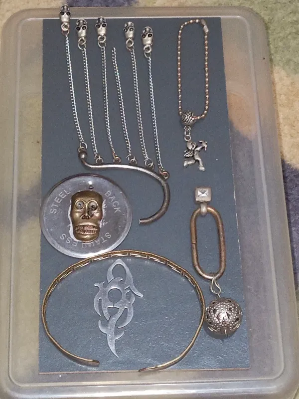 گردنبند اویز قدیمی