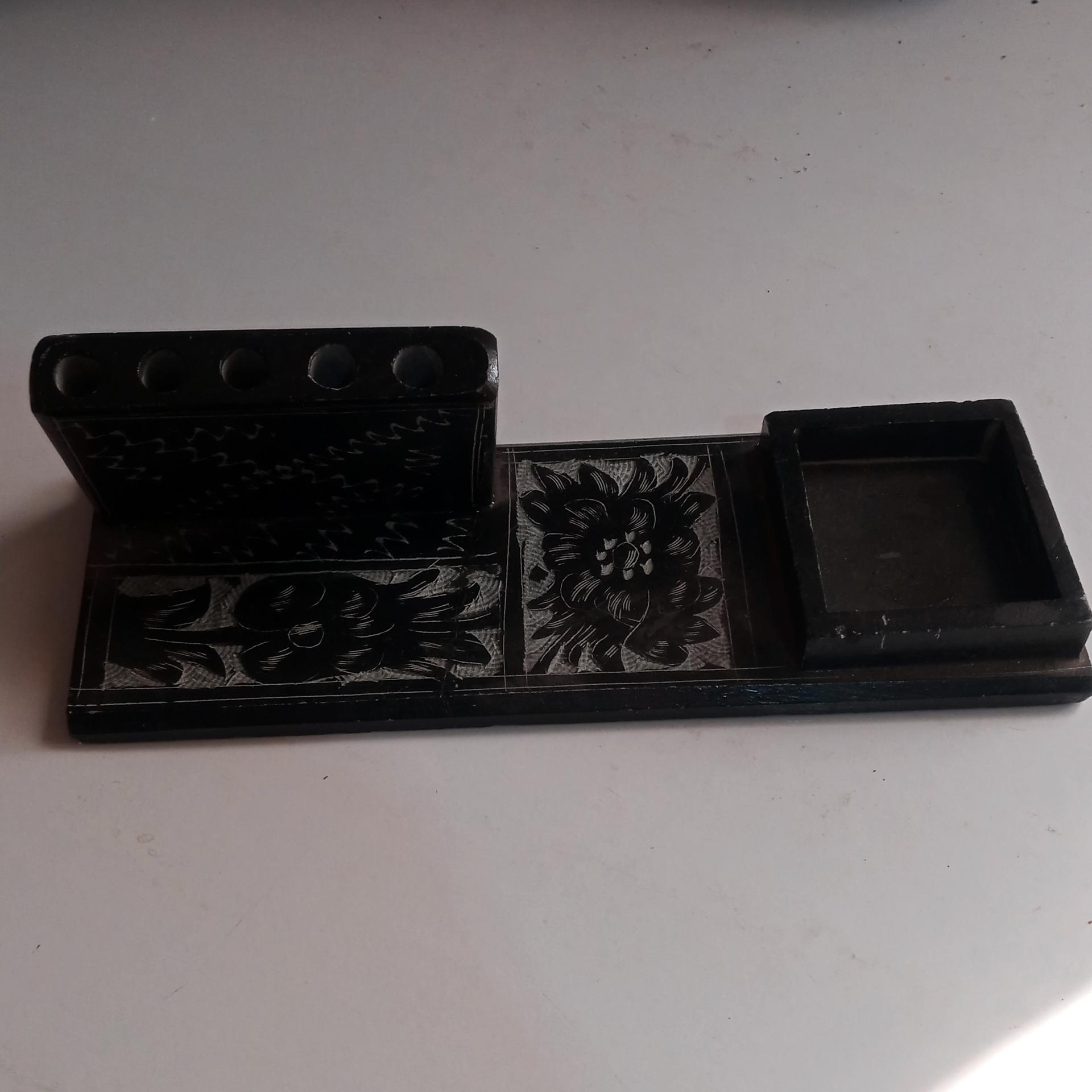 جاقلمی وخودکاری سنگی سنگین بسیارقدیمی