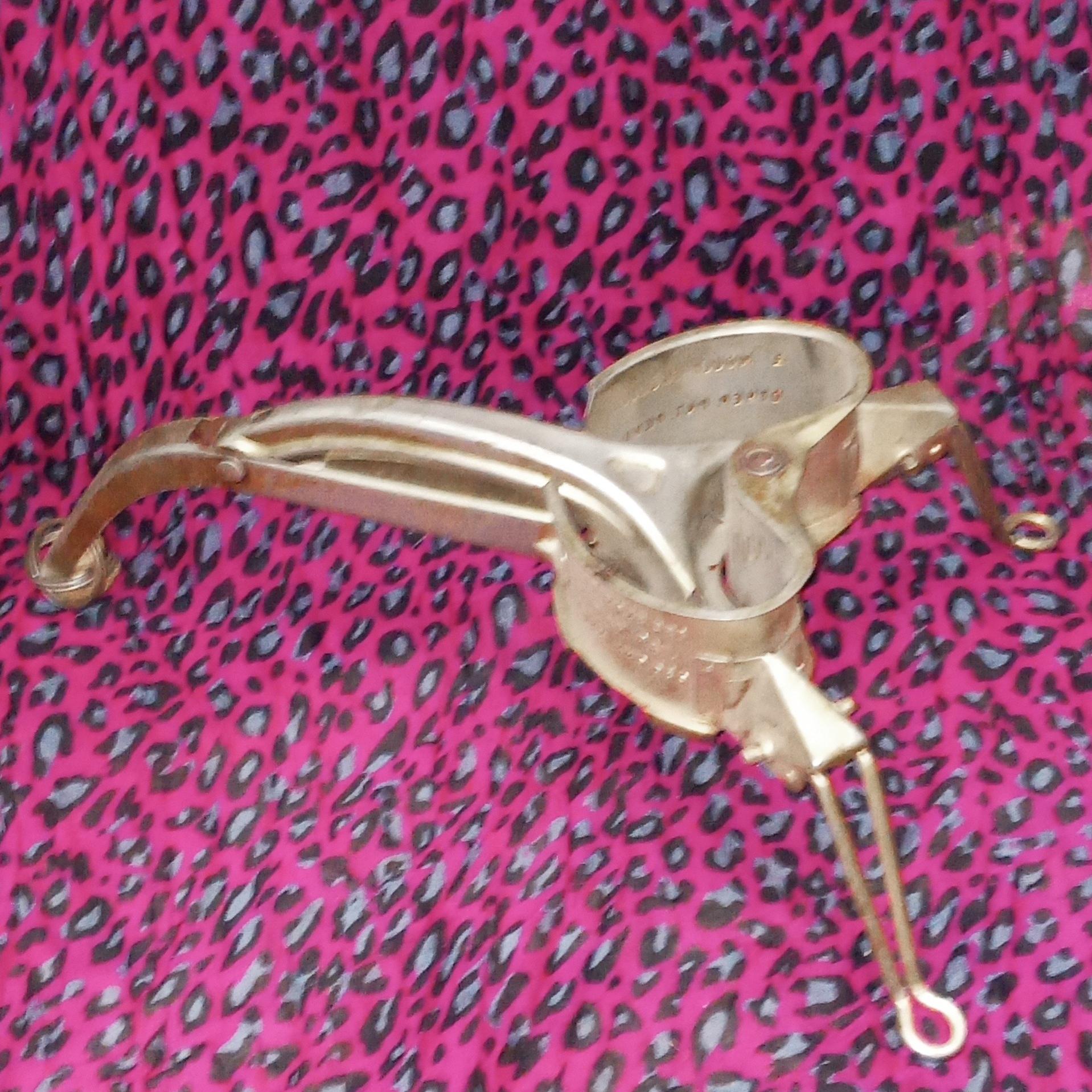 رنده خارجی کانادایی طبق تصاویر