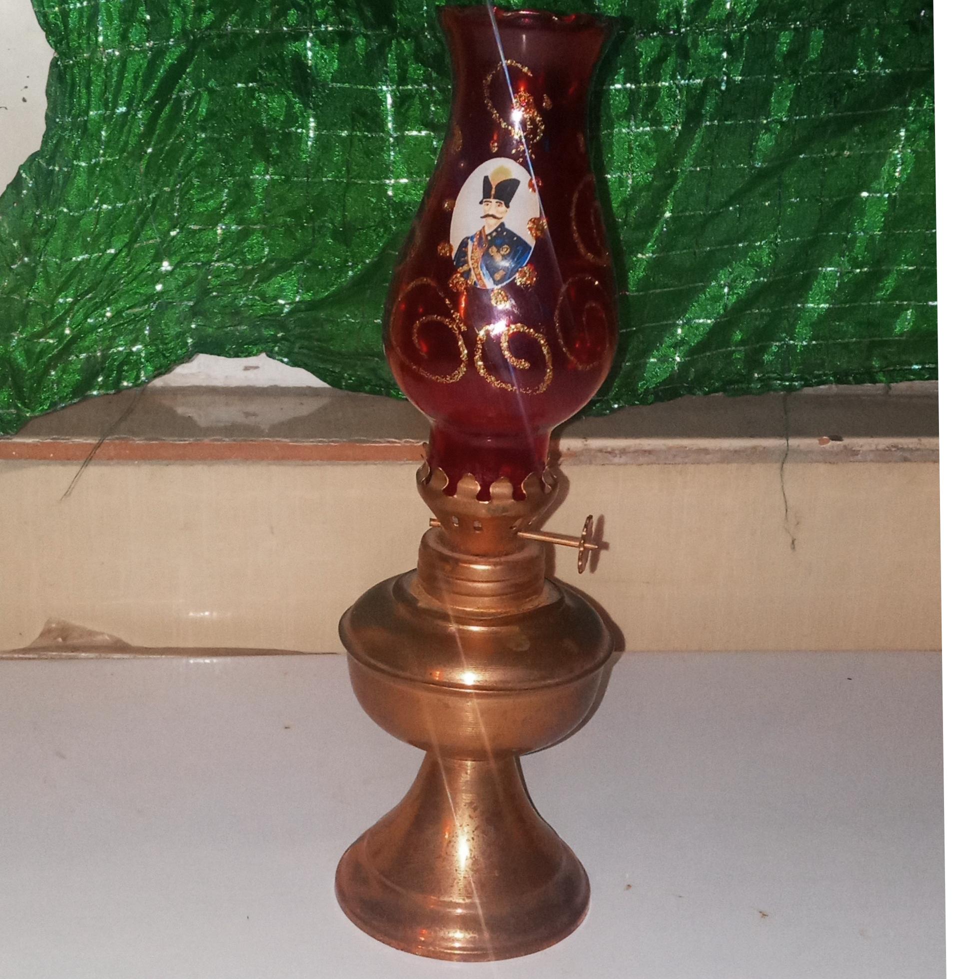 چراغ نفتی الکلی فتیله ایی مسی باحباب طرح قاجاری