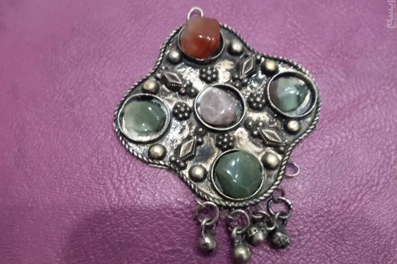 گرذنبند باسنگ عقیق کهنه قاجاری