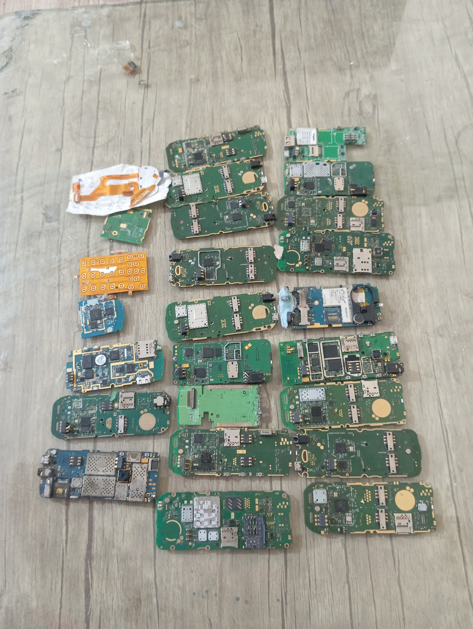 برد اوراقی گوشی ساده