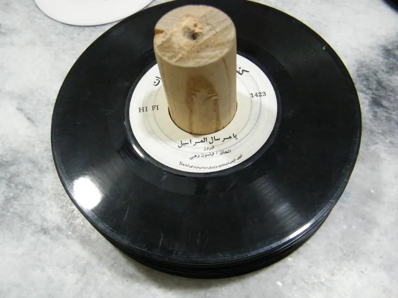 صفحه گرامافون خوانندگان خارجی