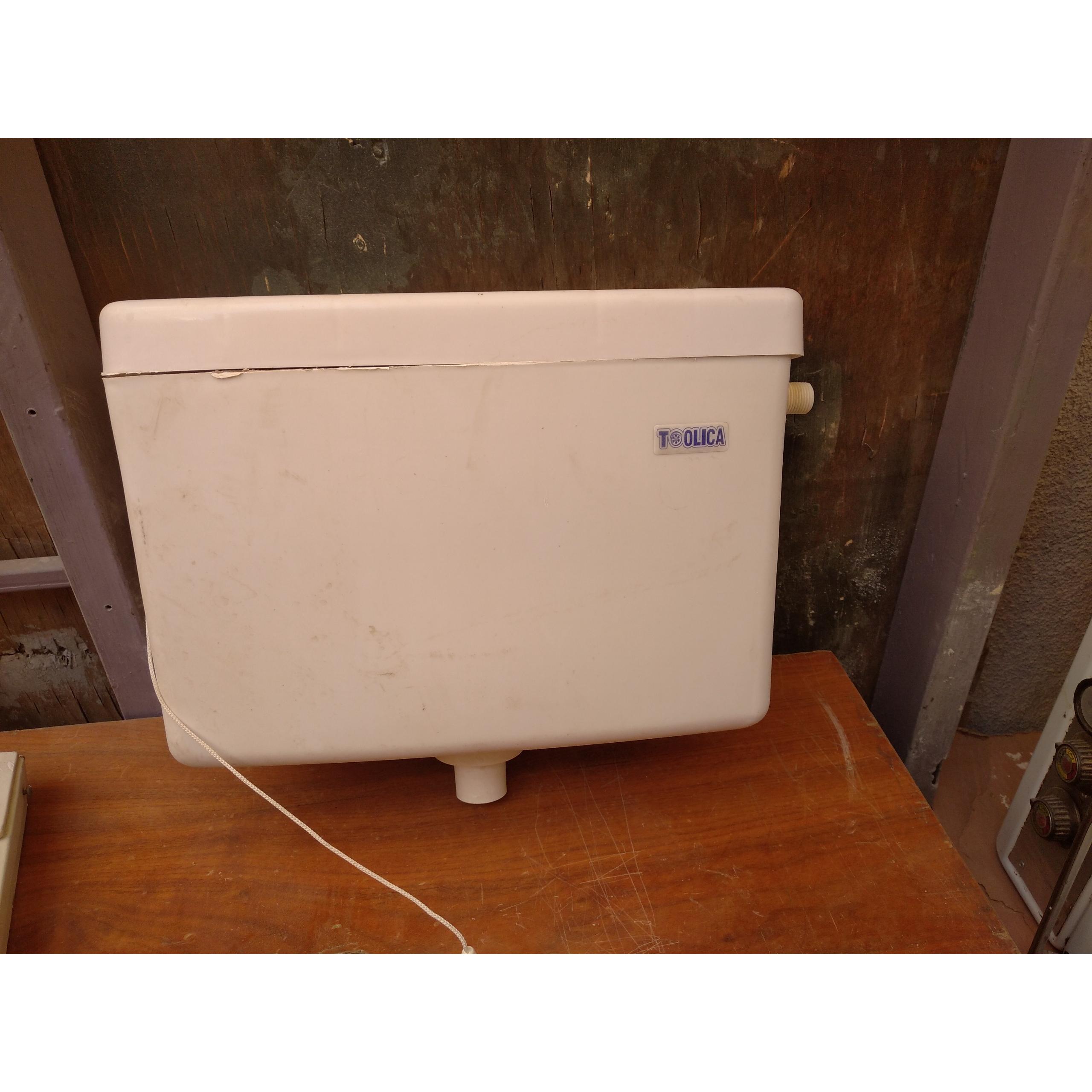 فلاش تانک سرویس بهداشتی