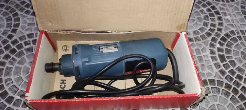 فرز بوش مدل انگشتی گلو کوتاه BOSCH 1210