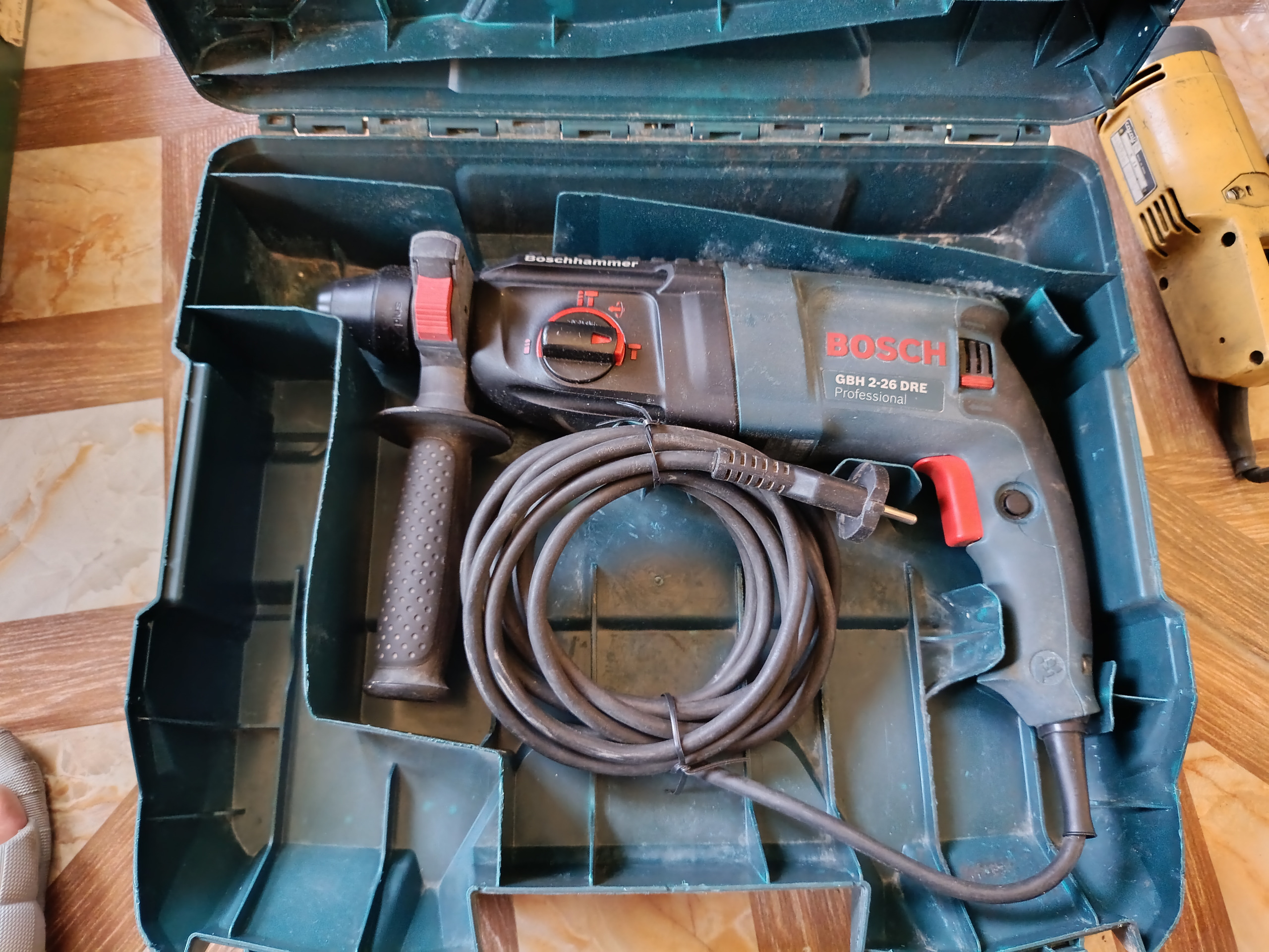 دریل چکشی  بوش gbh 2-26 dfr