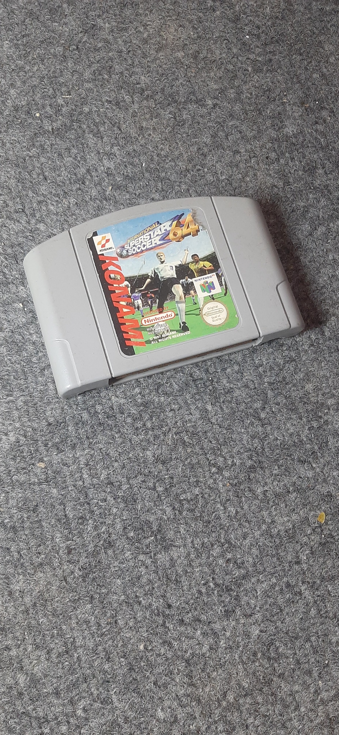 بازی ارجینال SOCCER 64 برای نینتندو 64 اروپا