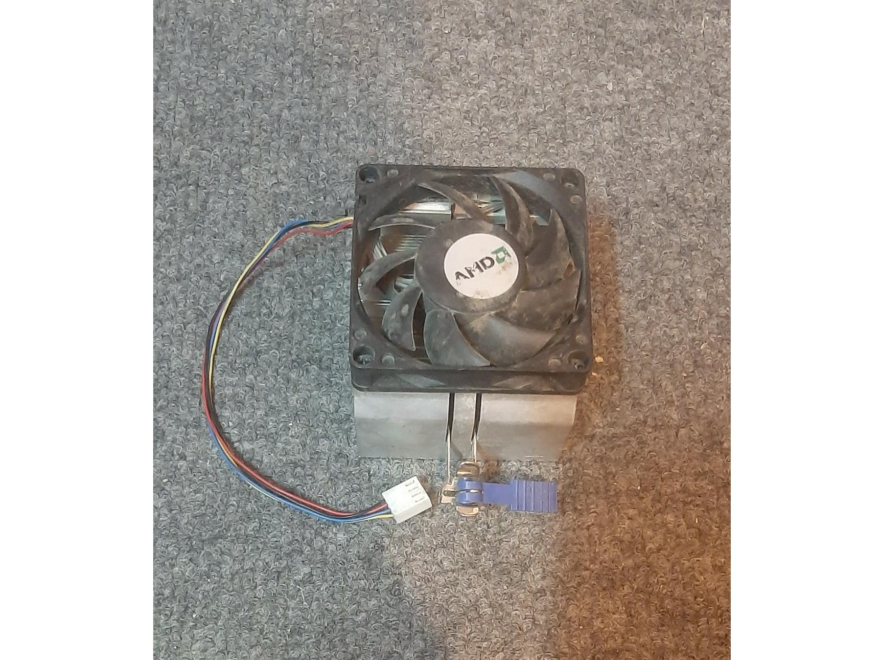 فن و هیت سینک AMD کامپیوتر سالم