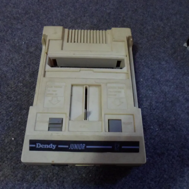 کنسول کمیاب میکرو دندی جونیور معیوب