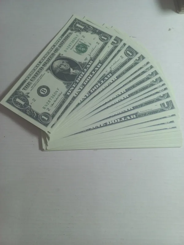 20 برگ یک دلاری فانتزی