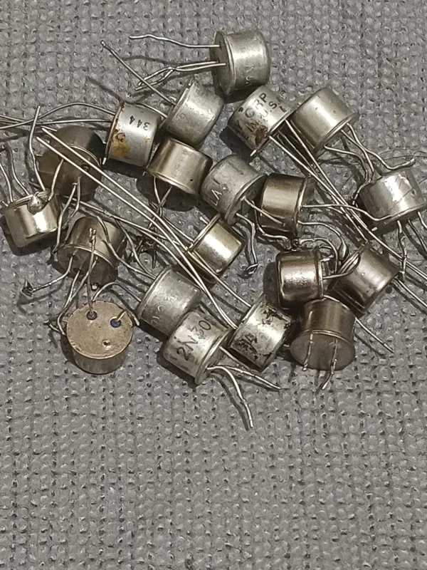 بسته 20 عددی ترانزیستور جهت بازیافت