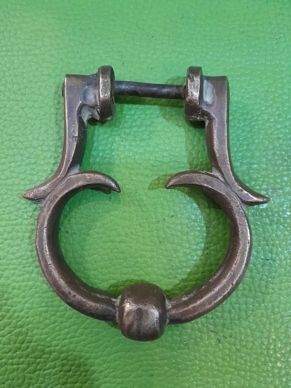 در کوب برنزی کلکسیونی وآنتیک