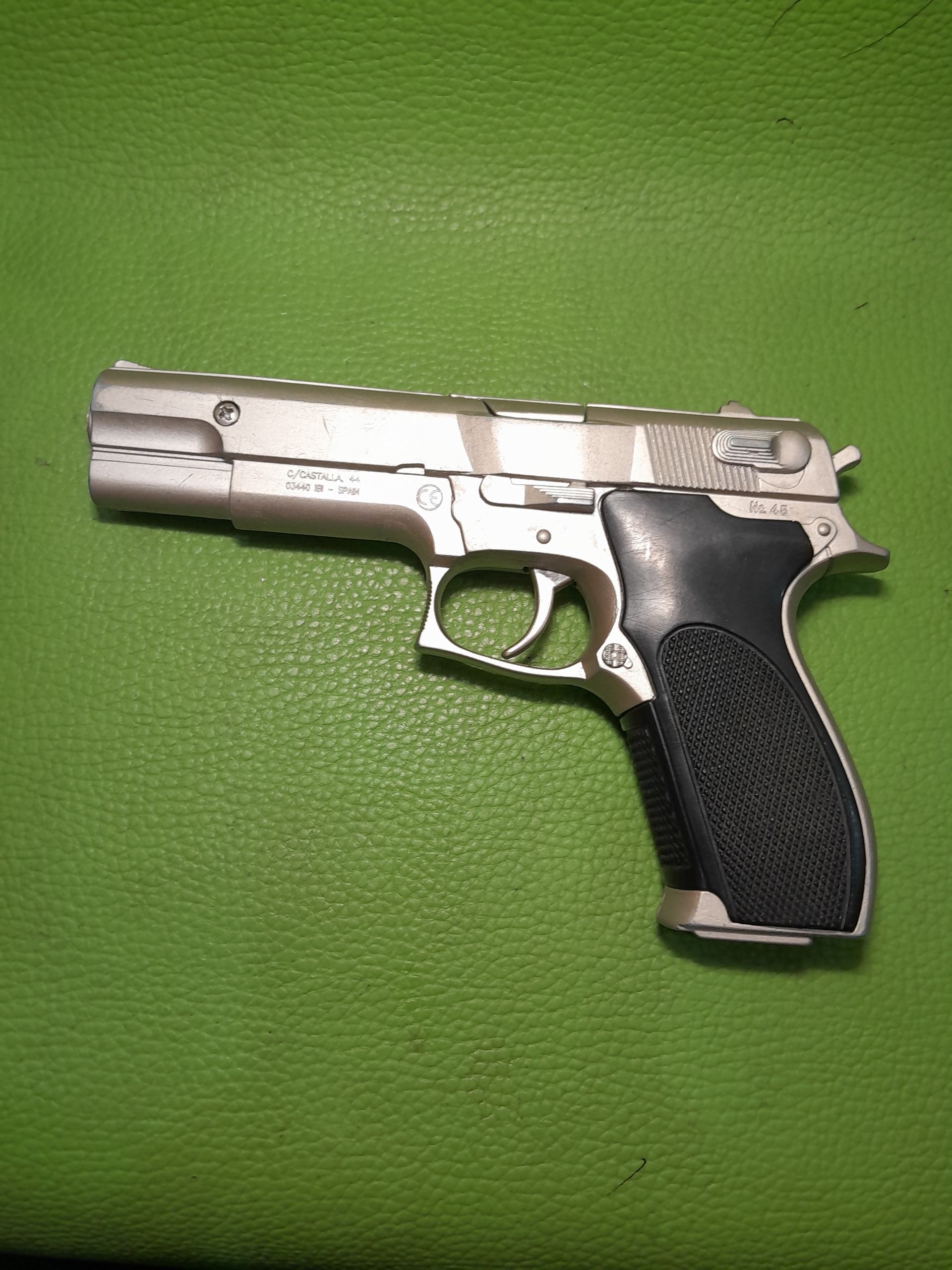 کلت بدنه فلزی دکوری کلکسیونی