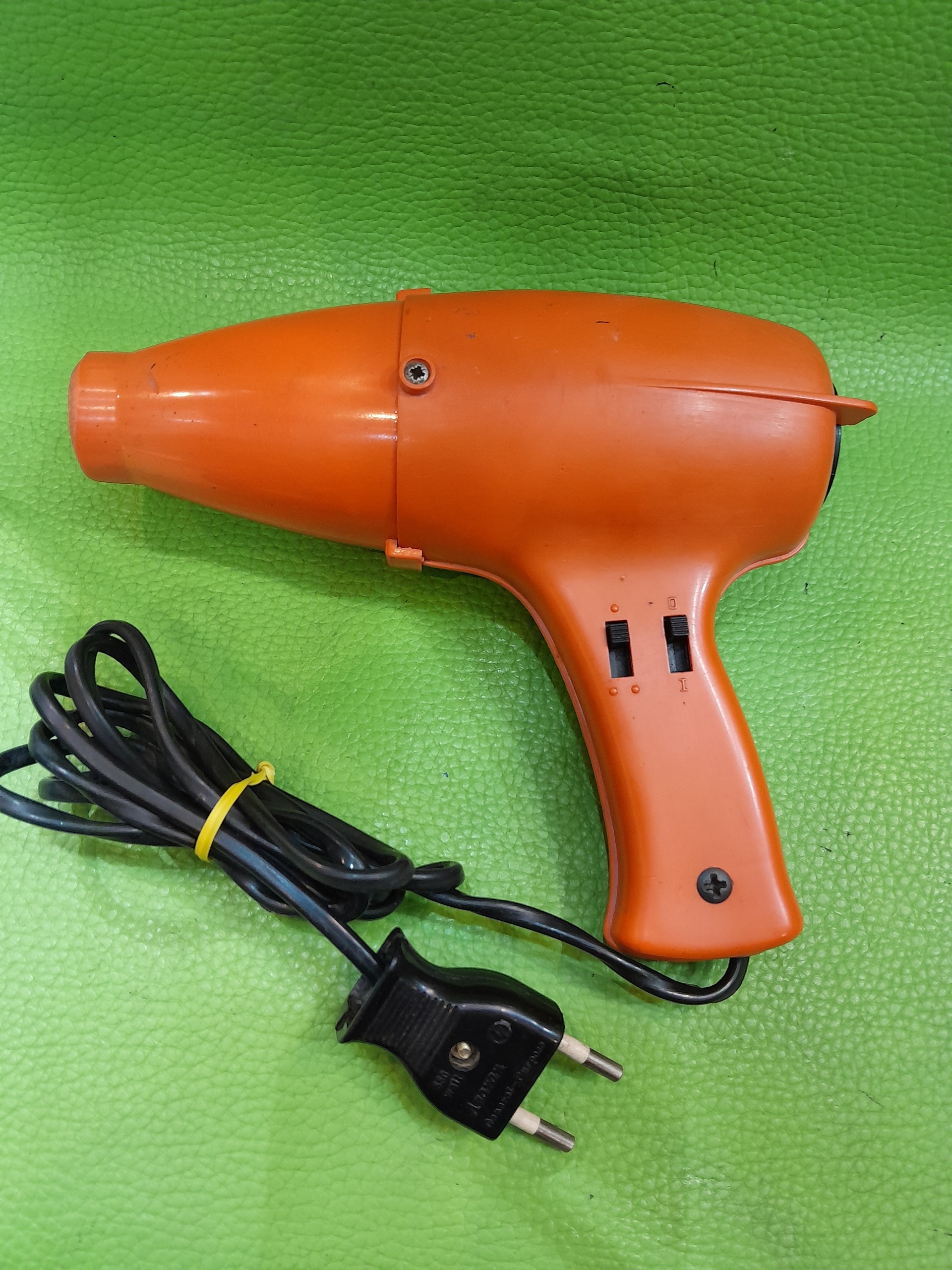 سشوار مسافرتی سرد وگرم فرانسوی کلکسیونی