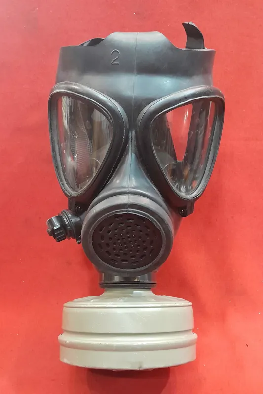 ماسک شیمیایی کلکسیونی و آنتیک