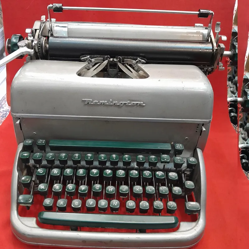 دستگاه تایپ Remington Rand کلکسیونی وکمیاب