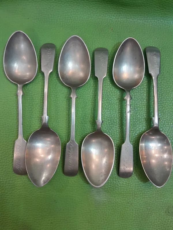6عدد قاشق غذاخوری کلکسیونی وآنتیک