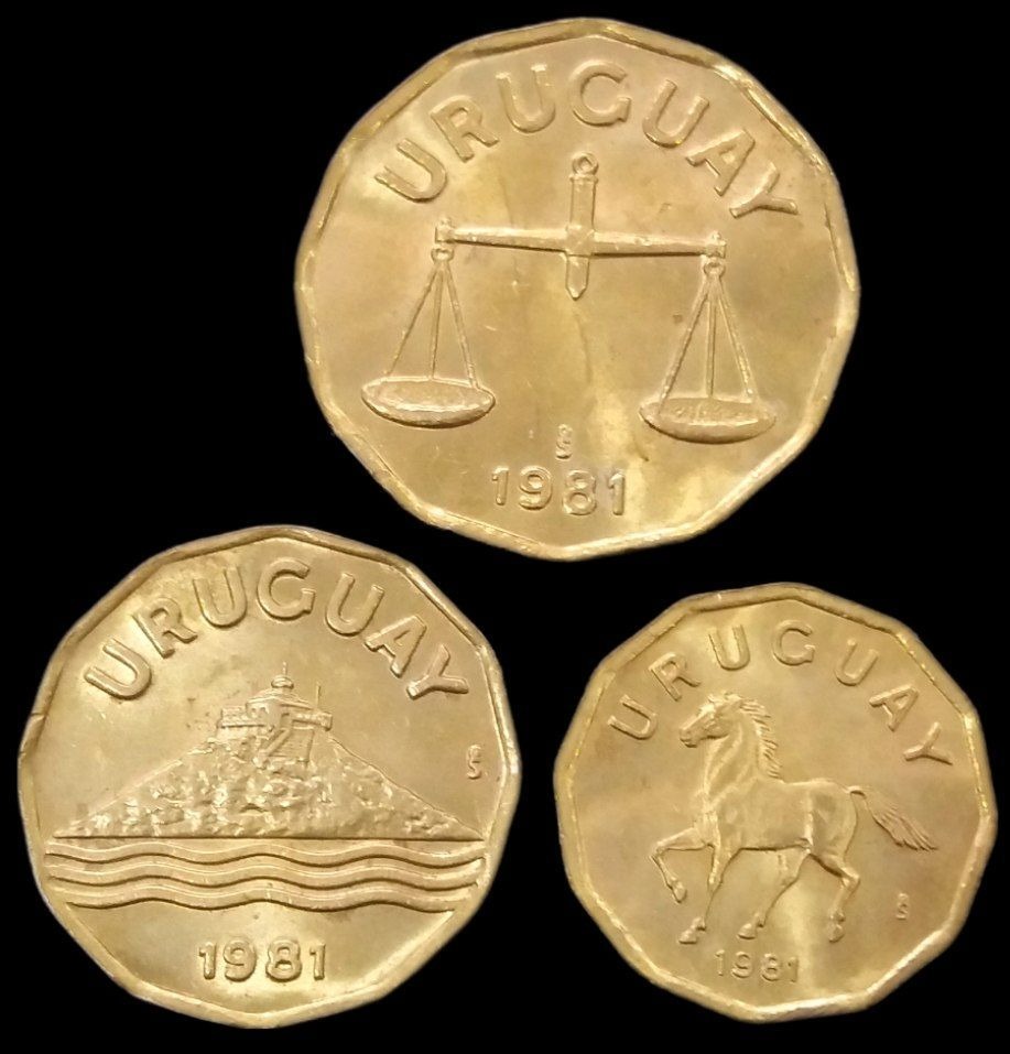 ست 3 عددی قدیمی اروگوئه (گالری بخشایش)