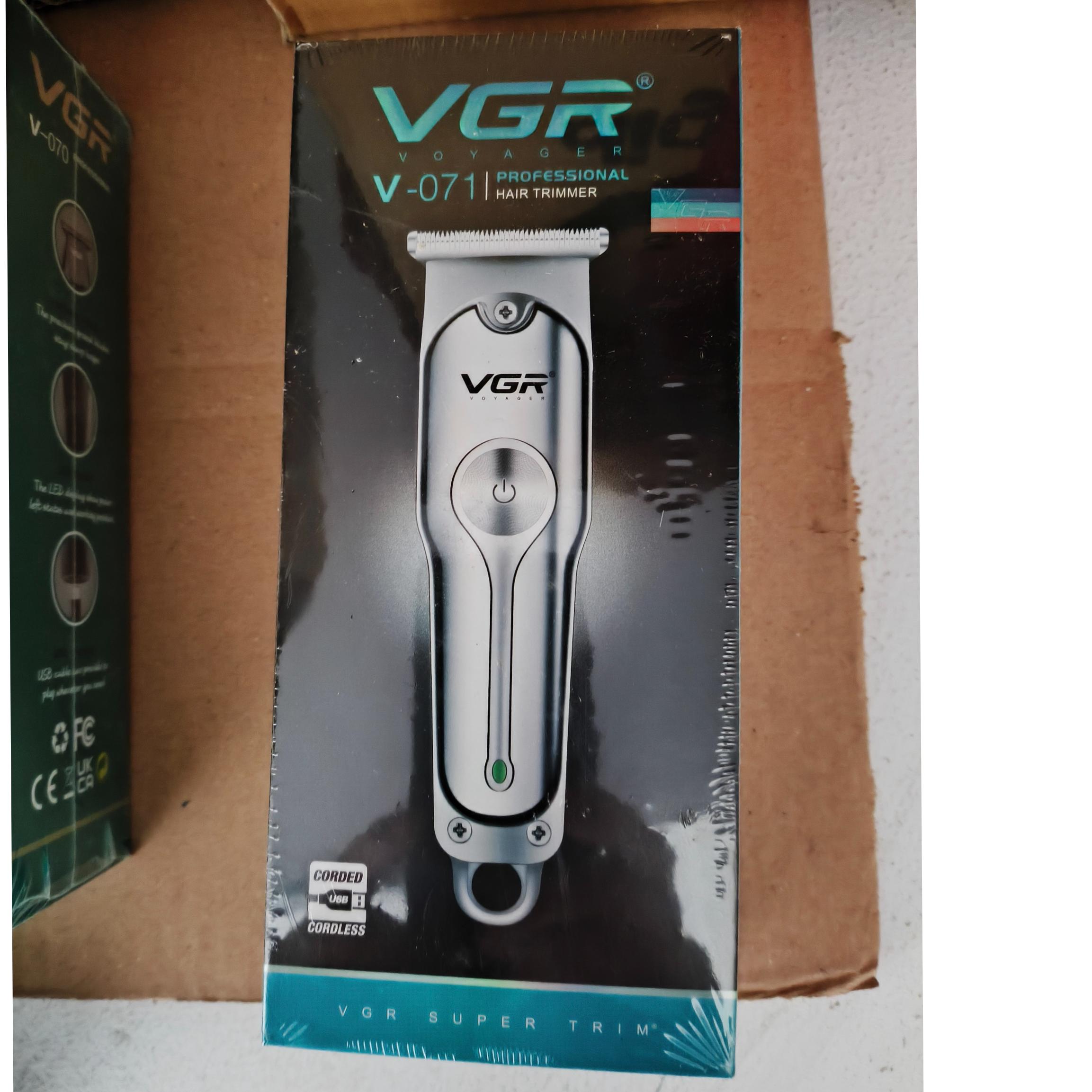 ریش تراش وی جی آر مدل 071