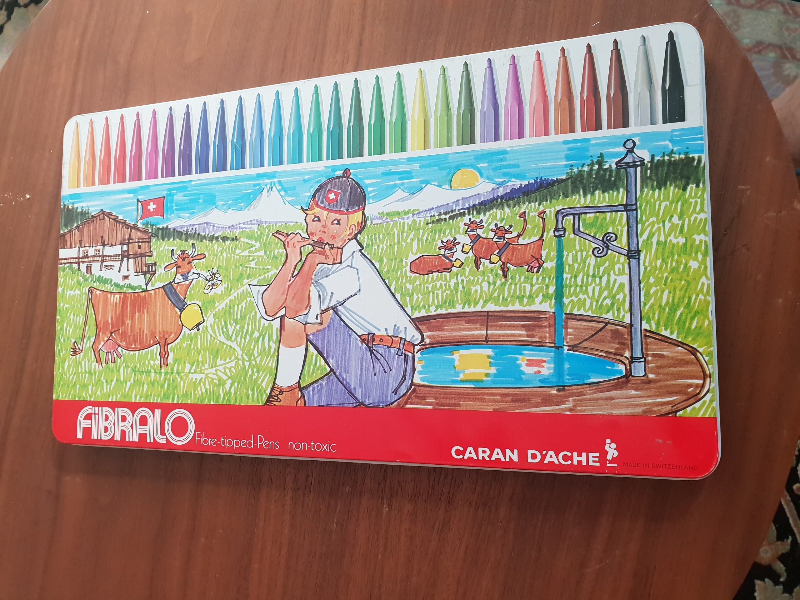 ماژیک کللکسیونی فیبرالو fiBRALO توضیح دارد