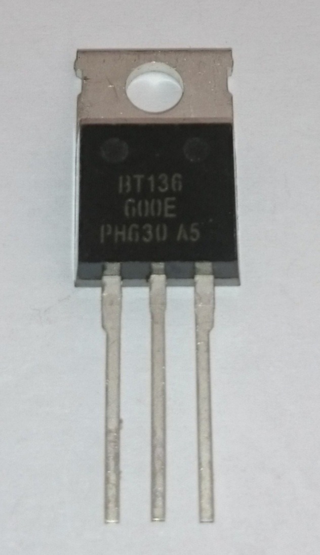 ترایاک 600V/8A  BT136 ساخت فیلیپین