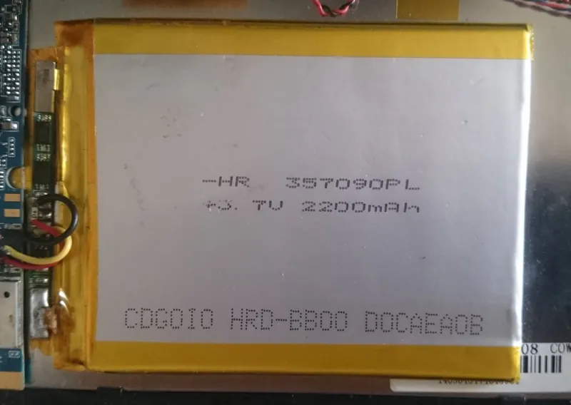 باتری تبلت 3.7 / 2200Mah (بهمراه برد اتصال باتری )