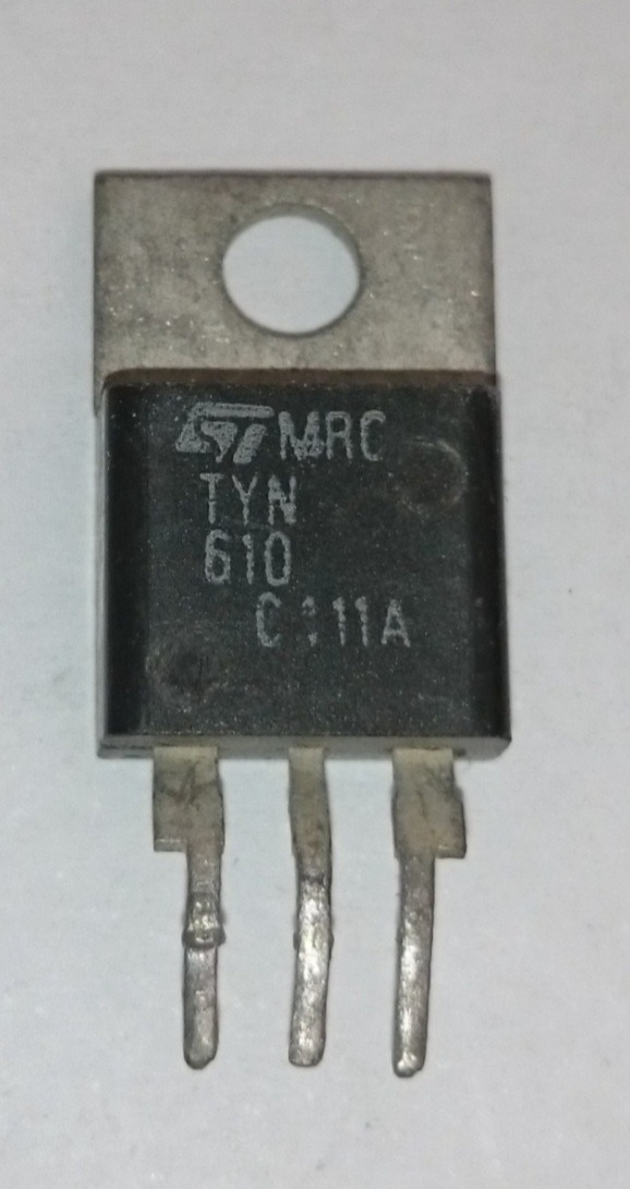 تریستور 600V/10A TYN610 ساخت ST