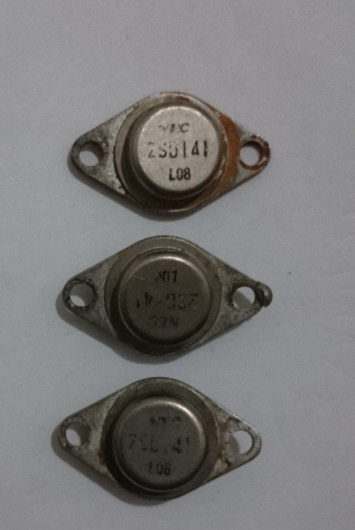ترانزیستور قابلمه ای 2SD141