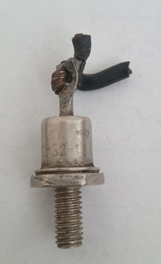 دیود 1200V/22A سیم دار بدنه مثبت