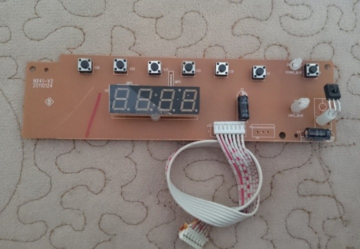 پنل جلو با 7Segment و گیرنده مادون قرمز