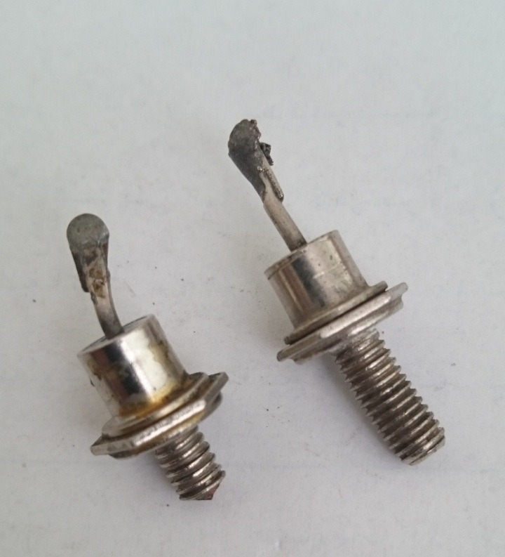 دیود 250V/6A بدنه مثبت و بدنه منفی (2عدد)