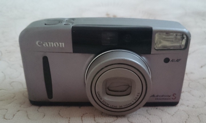دوربین عکاسی قدیمی Canon
