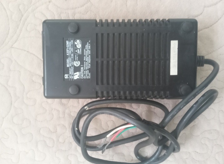 آداپتور 12 ولت 1.5A و 5 ولت 3.5A