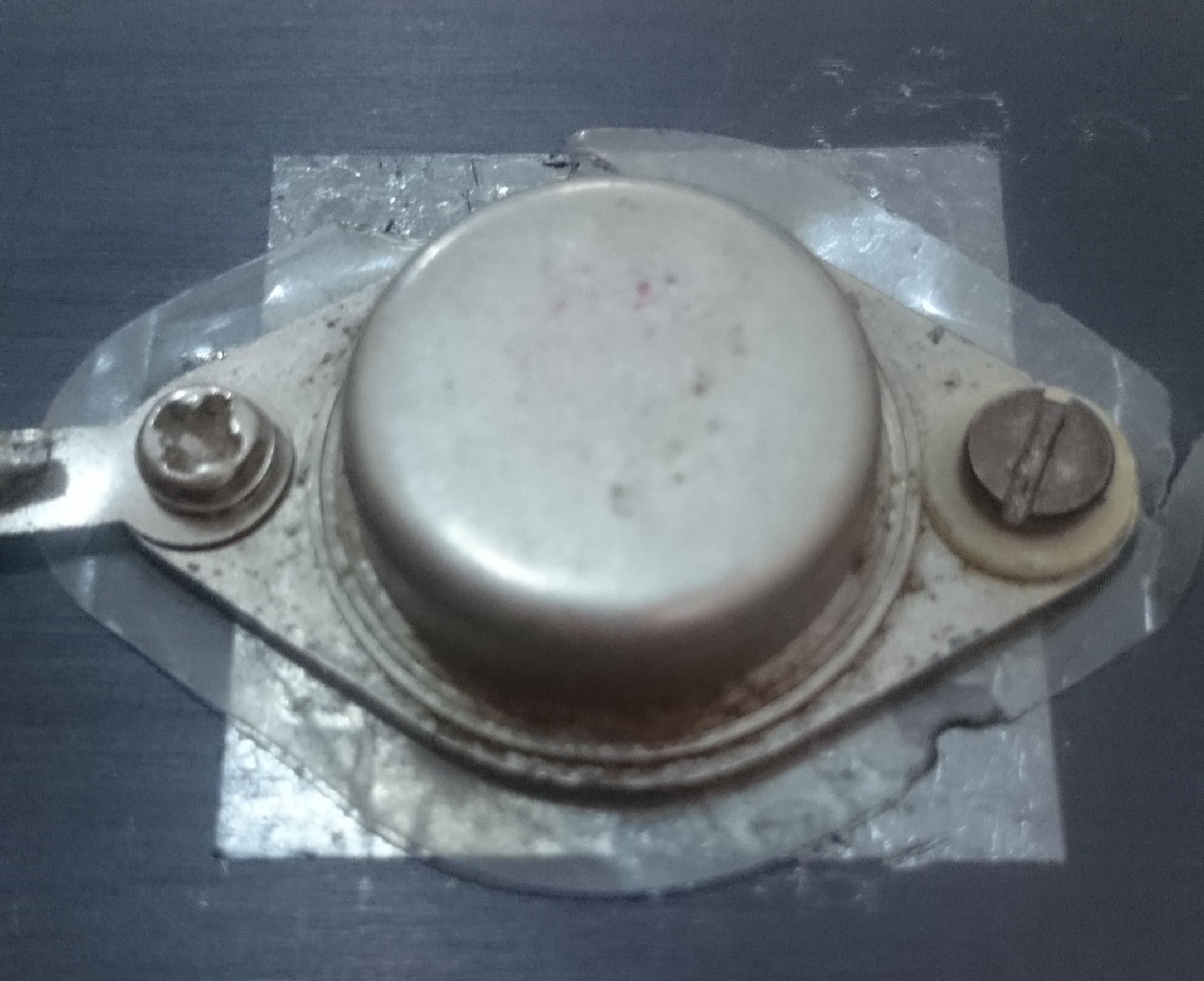 ترانزیستور 2N3055 با هیت سینک اوریجینال توشیبا