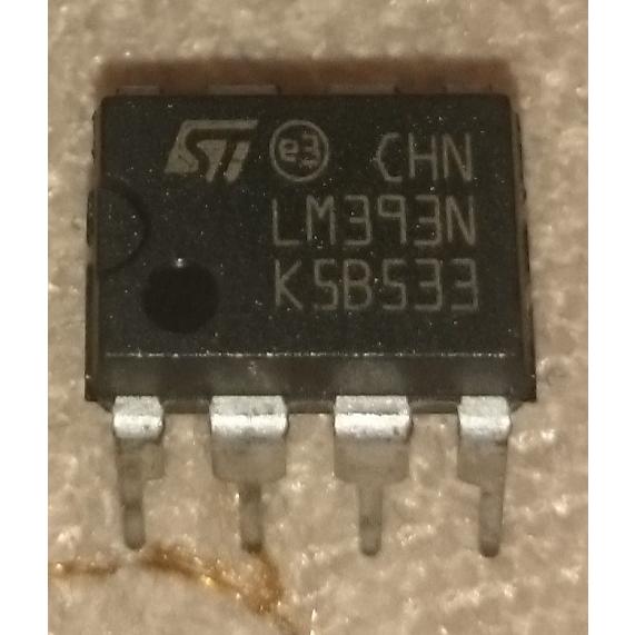 آی سی LM393N ساخت ST چین