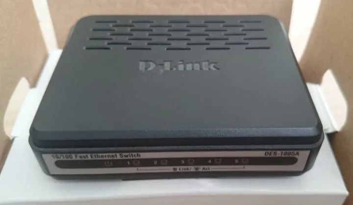 هاب سوئیچ 5 پورت DLINK 10/100