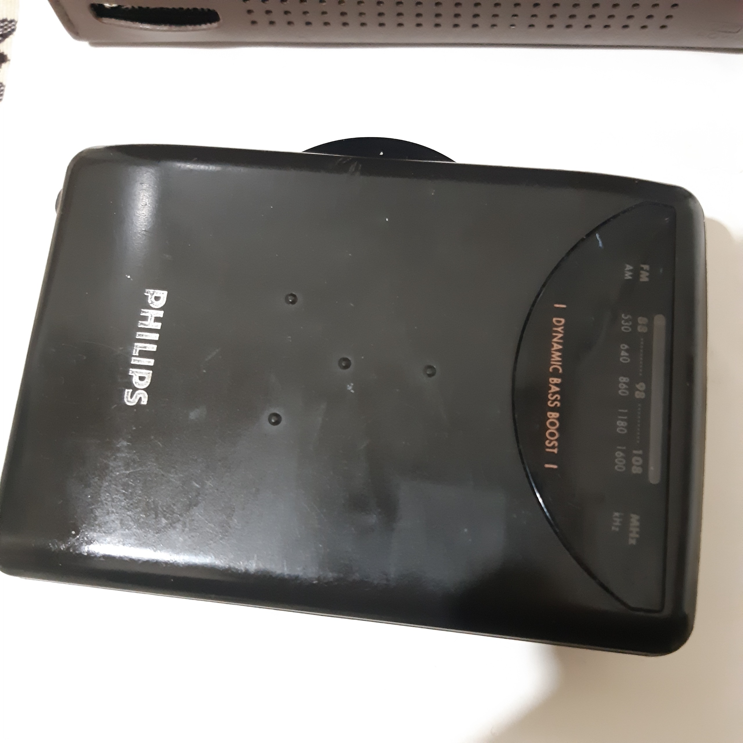 واکمن قدیمی آنتیک و کمیاب Phillips