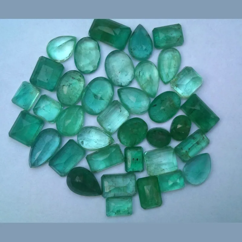 زمرد زامبیا و برزیل اصل طبیعی معدنی