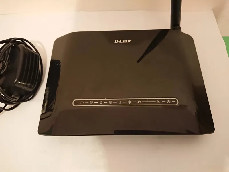 مودم روتر بیسیم دی لینک ADSL2 مدل DSL-2730U/U1