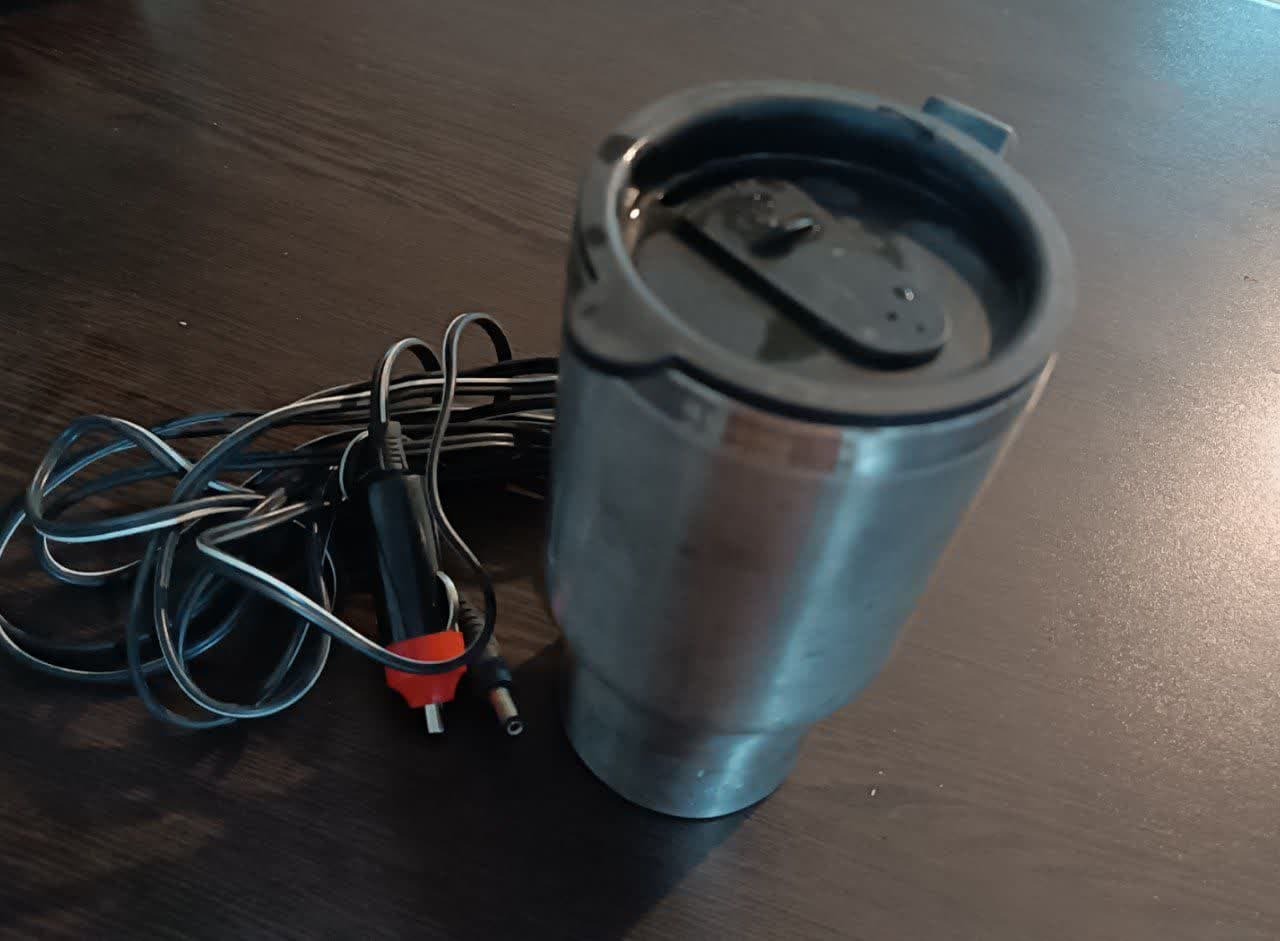 لیوان برقی خودرو