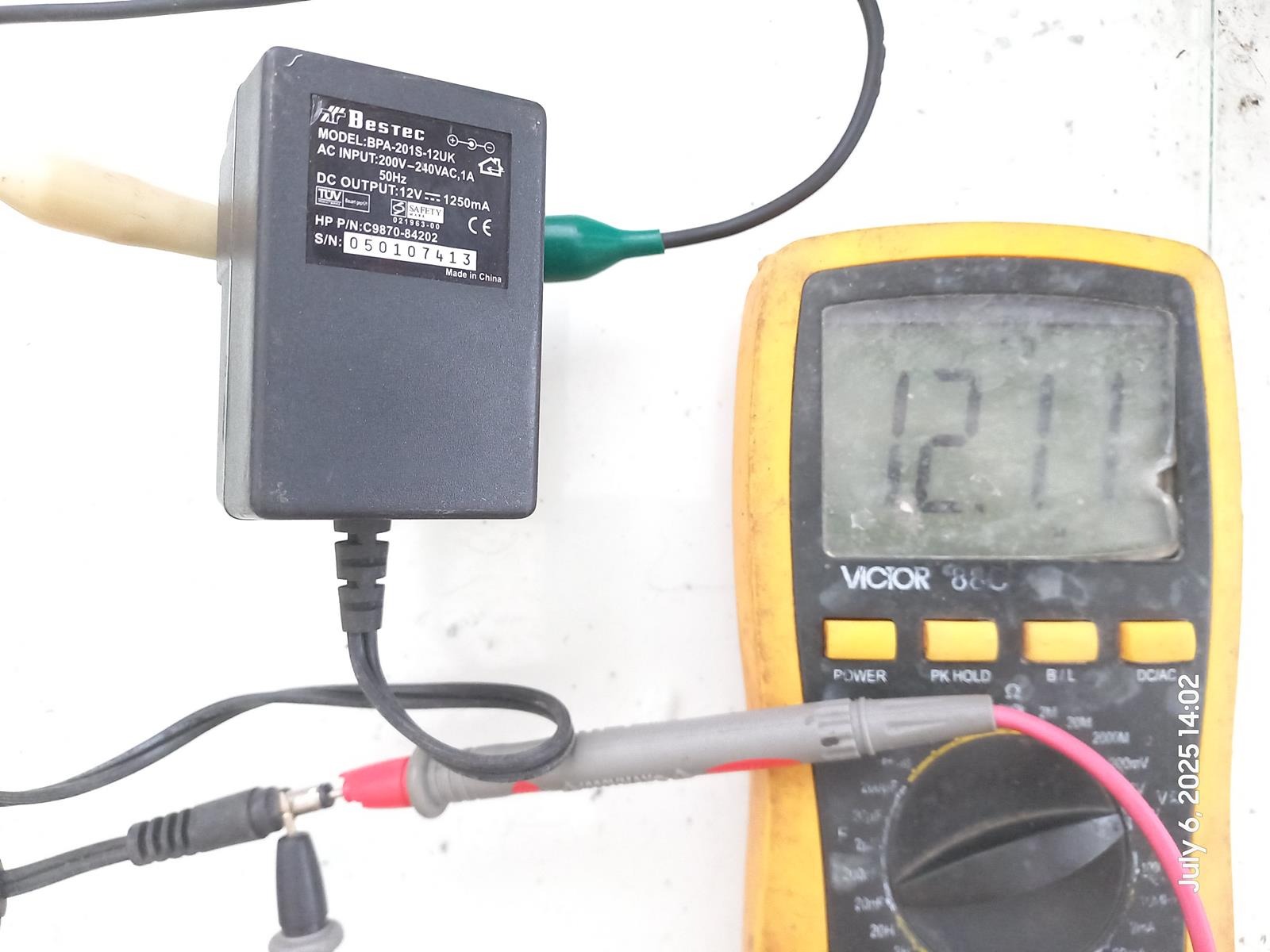 آداپتور Bestec 12V 1250mA بسیار با کیفیت