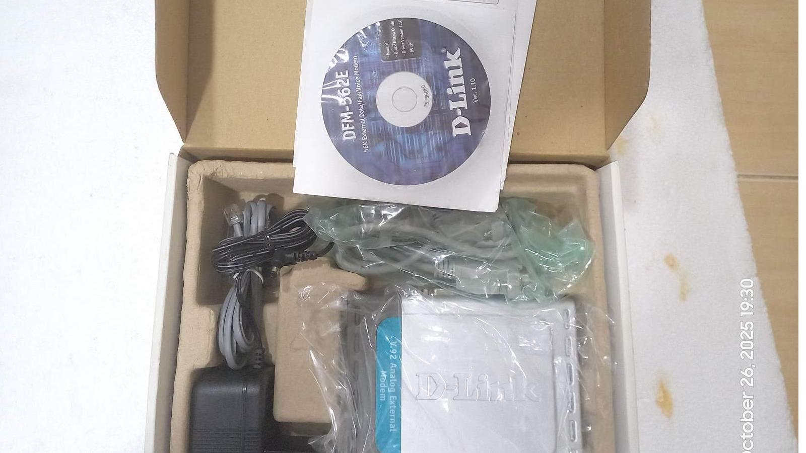 فکس مودم D-link DFM-562E