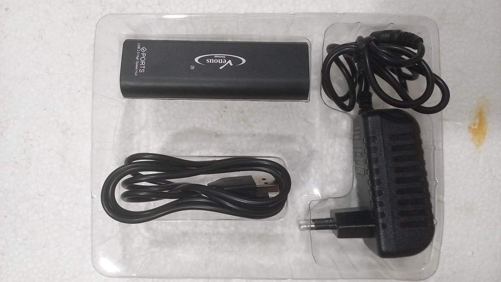 هاب چهار پورت USB2.0 با آداپتور توضیحات دارد