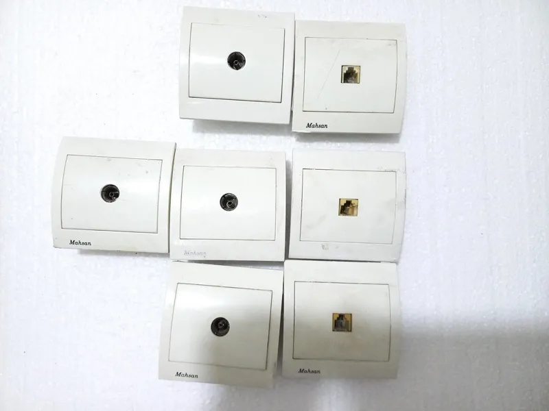 14 عدد پریز تلفن و آنتن و شبکه دست دوم