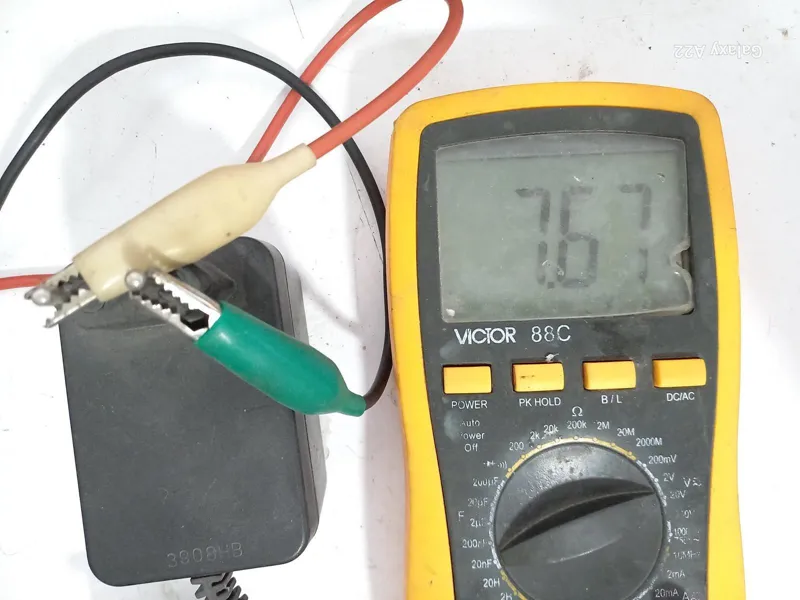 آداپتور 7/5 ولت 1 آمپر ترانسی