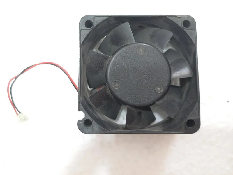 فن Minebea سایز 6x6 سانتیمتر 35 ولت