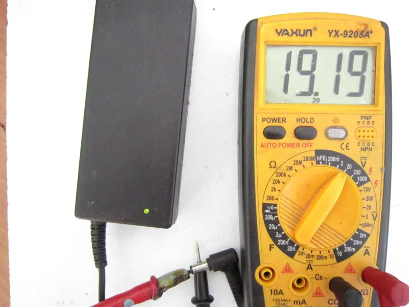 شارژر لپ تاپ ایسوس 19 ولت 4.74 آمپر بسیار سنگین