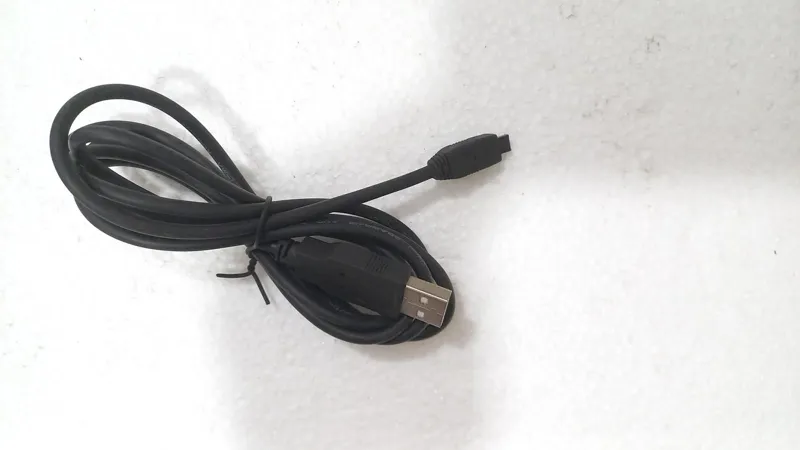 کابل USB با خروجی بسیار کوچک 80 سانتی متری