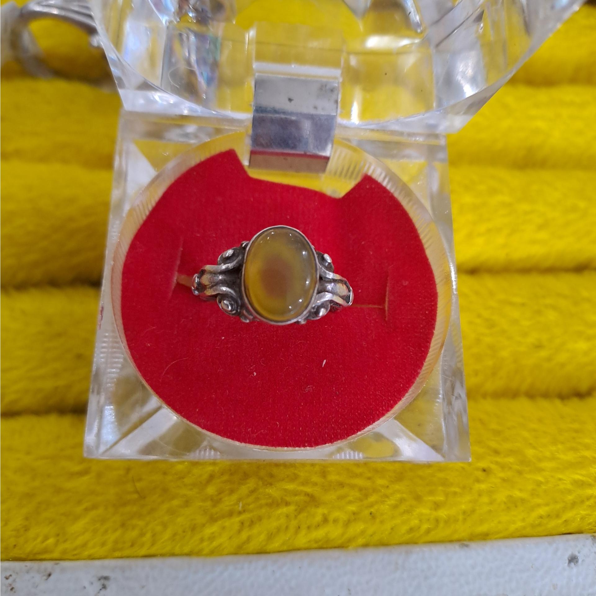 انگشتر شرف شمس